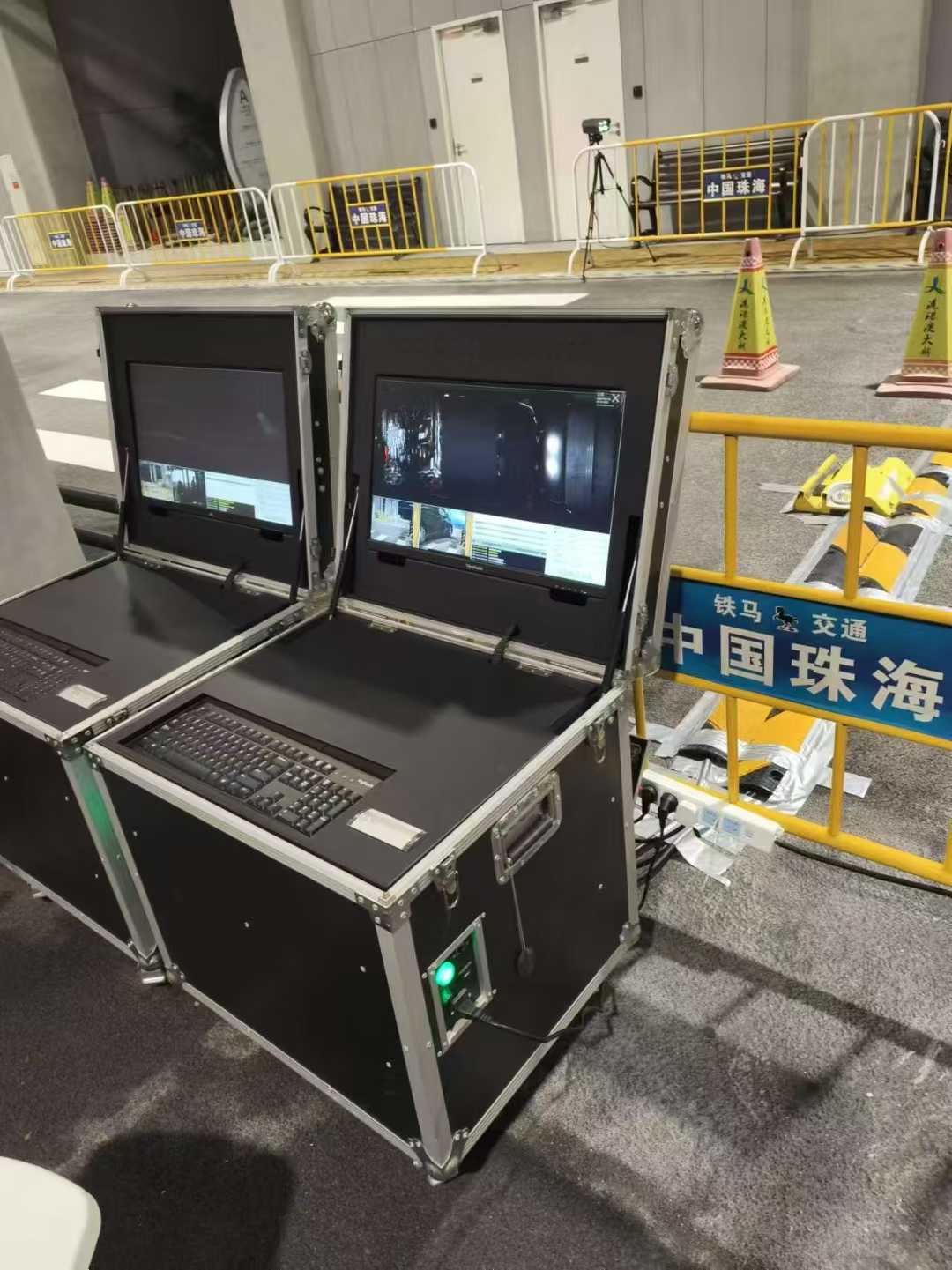 港珠澳大桥的车底检查系统