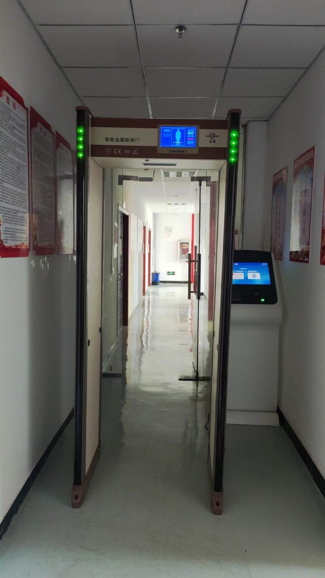 2023年 江西某招投中心，使用LW-6100S手机门，反馈