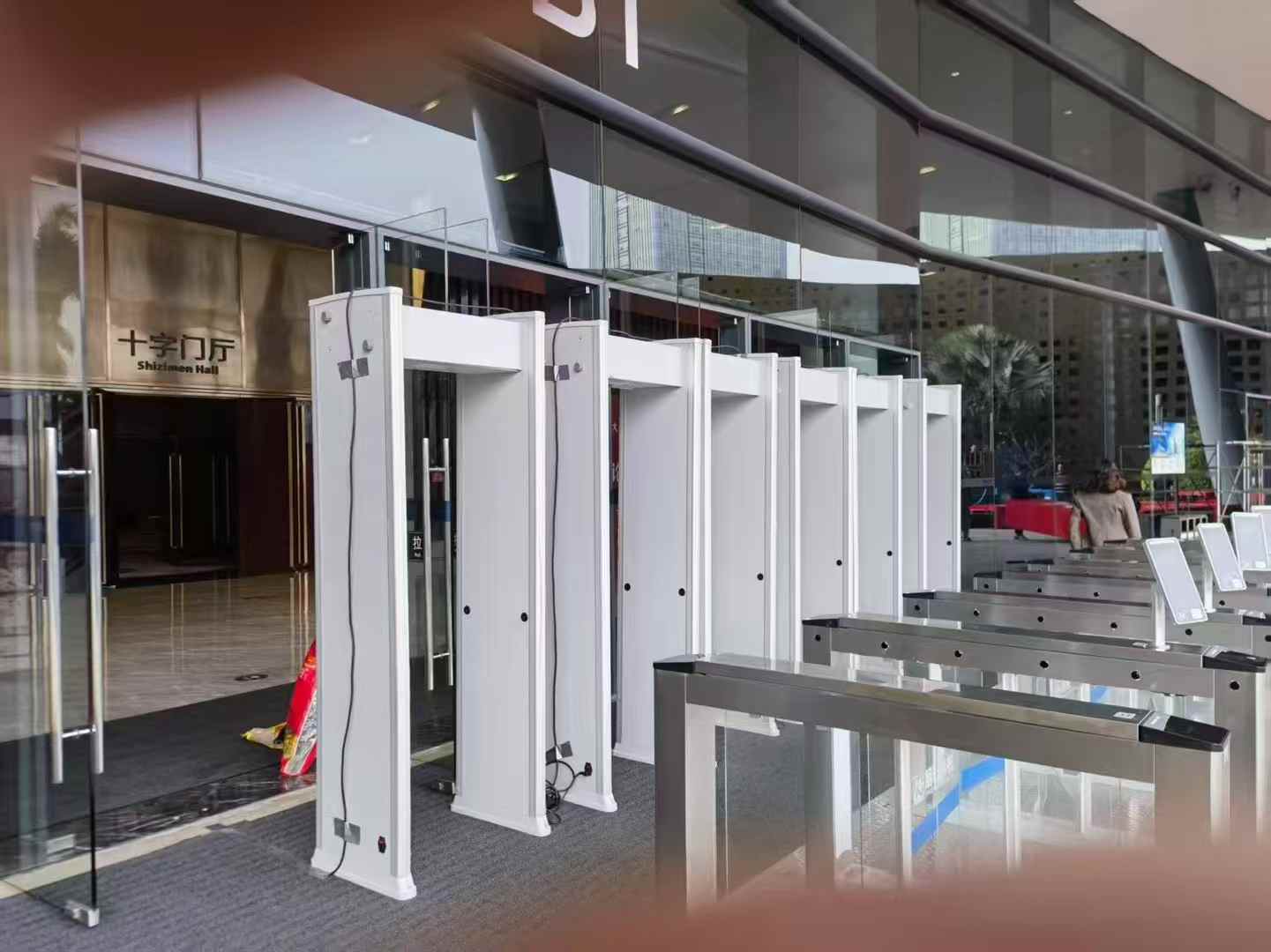 2025年2月 大型会展中心，安装验收成功