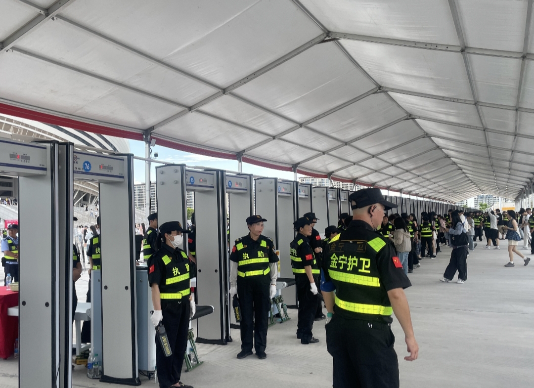 2025年 8月 赣超联赛大型赛事安检门，安装验收完成