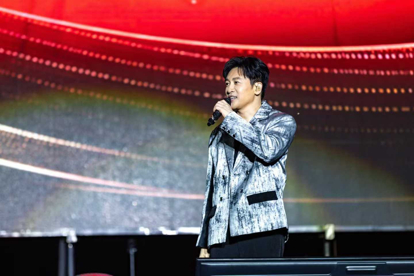 2025年 10月苏有朋演唱会安检门，安装验收完成