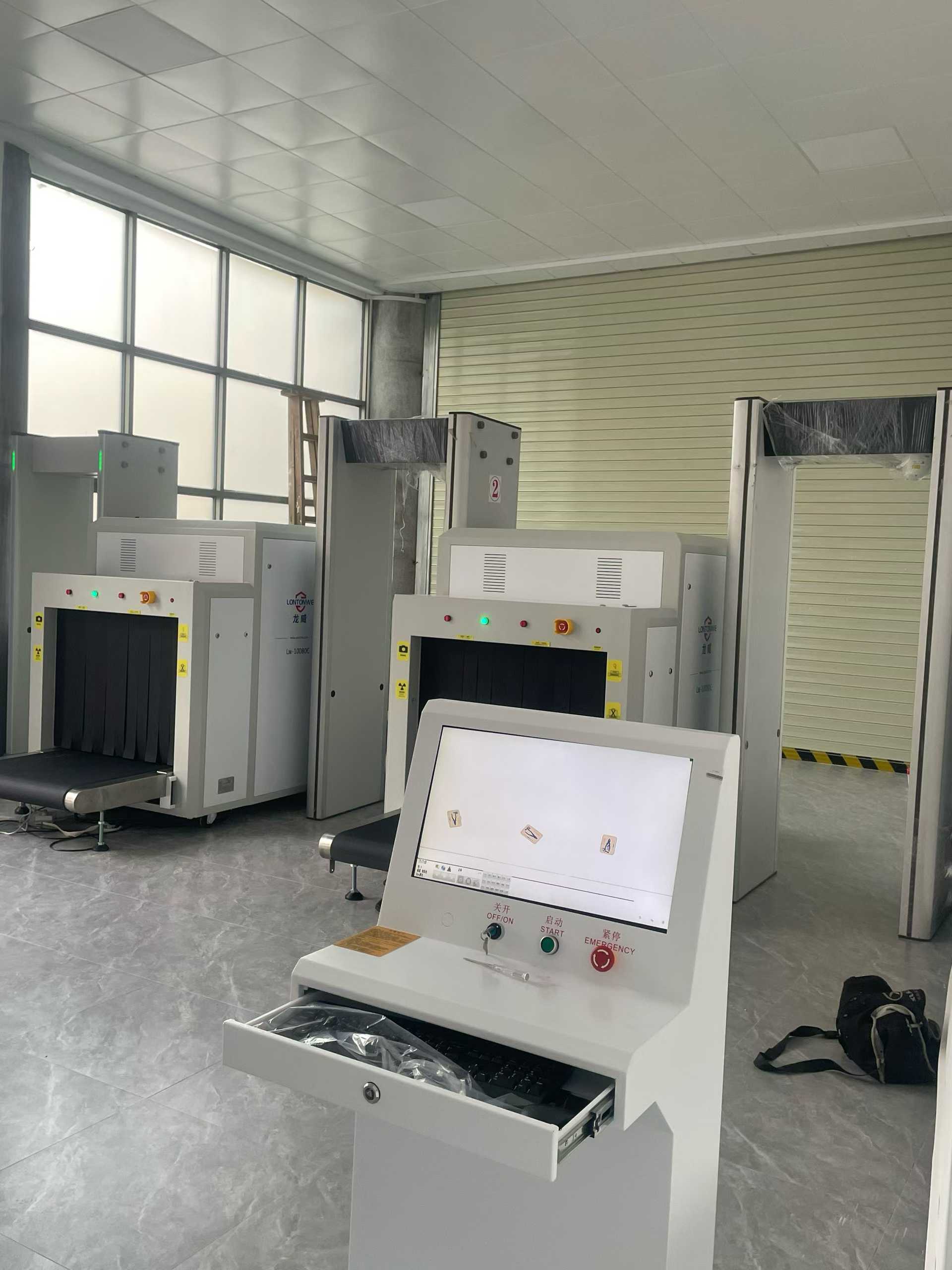 2026年 1月潮州学校，使用安检机，安检门，安装验收完成